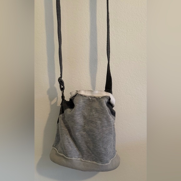 The Ohio State Gray Shoulder Bag - Picture 7 of 7